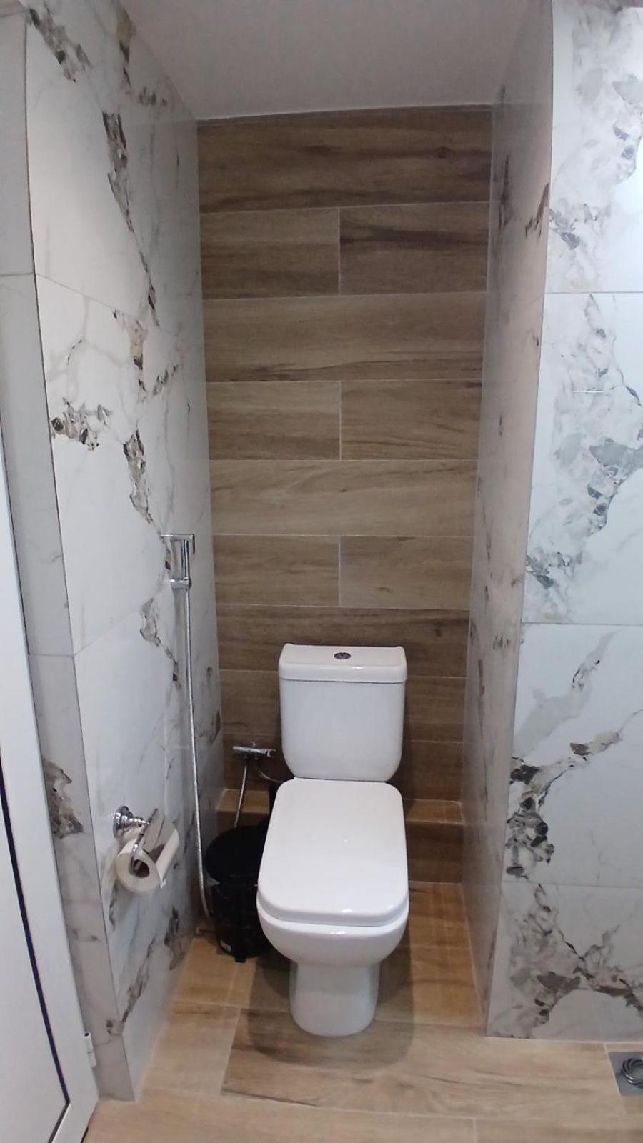 Rentrooms Geni Ksamil Luaran gambar