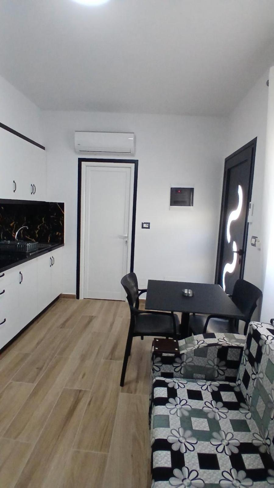 Rentrooms Geni Ksamil Luaran gambar